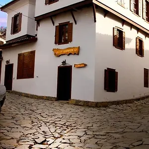 Aycan Hanım Konağı Oda ve Kahvaltı